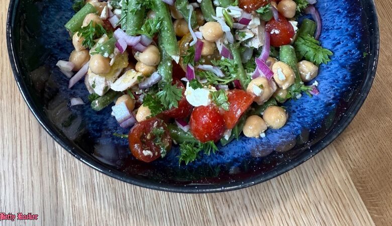 Green Bean Chickpea Salad (with chicken)